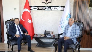 Başkan Güder'den Rektör Bentli'ye destek