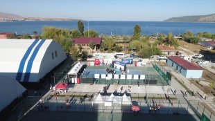 'Tatvan Nemrut Krater Gölü Cup' Ulusal Tenis Turnuvası başladı