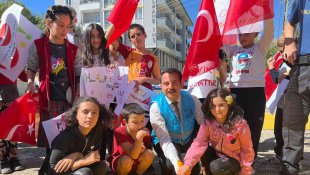 Muradiye'de 'Yayalara öncelik, hayata saygı duruşu' etkinliği düzenlendi