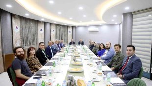 AİÇÜ'de sağlık değerlendirme toplantısı yapıldı