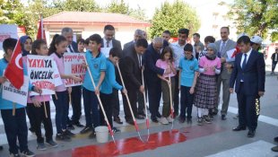 Muş'ta "Yayalara öncelik duruşu, hayata saygı duruşu" etkinliği yapıldı
