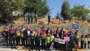 Arapgir'de yaya geçitlerinde farkındalık çalışması