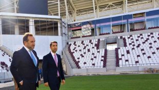 Milletvekili Ağar, yeni stadyumu gezdi