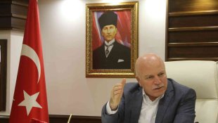 Başkan Sekmen: "İstanbul ve Ankara'da verilen vaatler yapılmadı"