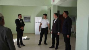 Malazgirt Kaymakamı Bayram iki köyde incelemelerde bulundu