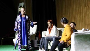 İpekyolu Belediyesi'nden "Heba" adlı tiyatro gösterisi