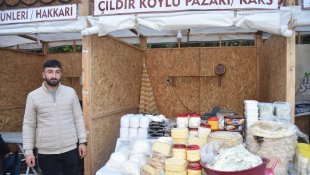 Türkiye'nin yöresel peynirleri Kars'taki festivalde tanıtıldı