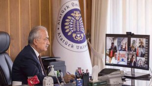 Rektör Çomaklı, YÖK akademik hareketlilik projesi toplantısına katıldı