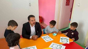 Kaymakam Aydoğan çocuklar ile buluşmaya devam ediyor