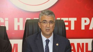 Kamil Aydın: "Türkiye Rusya-Ukrayna savaşında doğru hareket etti"