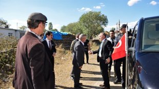 Vali, ilçede köy ziyaretleri yaparak, vatandaşların sorun ve taleplerini dinledi