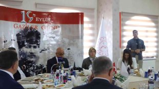 Bakan Kirişci, Ağrı'da Gaziler Günü nedeniyle düzenlenen programa katıldı