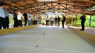 Huzurevine Bocce sahası