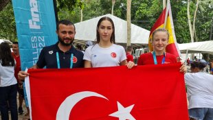 Malatyalı yüzücülerde dünya ikinciliği sevinci