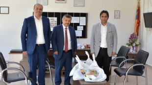 ETSO'dan ihtiyaçlı öğrencilere kırtasiye yardımı