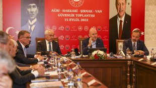 İçişleri Bakanı Soylu, Van'da Güvenlik Toplantısı'na katıldı: