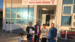 Sosyal Hizmet Merkezi, başarılı öğrencileri ödüllendiriyor