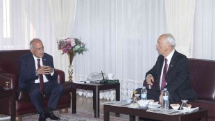 Süheyla ve Sıtkı Alp'ten Rektör Çomaklı'ya ziyaret