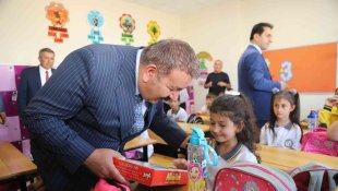 Sunar: Eğitime destek önceliğimizdir