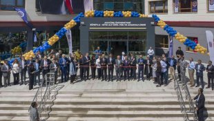 Süheyla-Sıtkı Alp Fen ve Anadolu Lisesi'nin açılışı düzenlenen törenle gerçekleşti