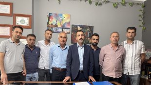 Derecik Umurlu Sınır Kapısının açılması için 10 bin imza toplandı