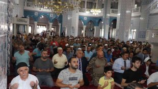 Iğdır'da şehit 13 polis için mevlit okundu