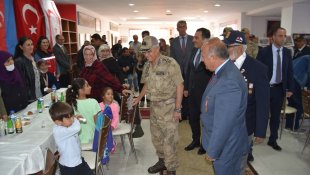 Jandarma Genel Komutanı Orgeneral Çetin, Kars'ta ziyaretlerde bulundu