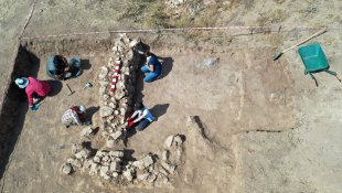 Kef Kalesi'nde 2 bin 700 yıllık mutfak ve hizmet odaları tespit edildi