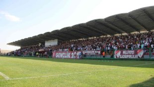 Elazığ'da sezonun ilk maçına yoğun ilgi