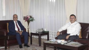 Milletvekili Altınok, yeni dönemde Rektör Çomaklı'ya başarılar diledi