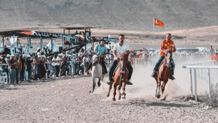 Erzurum'da 'Geleneksel Rahvan At Yarışları' düzenlenecek
