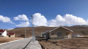 Başkale'deki depremzedeler konutlarına kavuşuyor