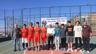 Battalgazi'de Cumhuriyet Kupası Basketbol Turnuvası ilgi gördü