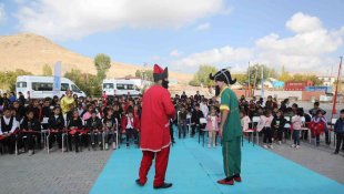 Tuşba Belediyesi'nden '29 Ekim Cumhuriyet Bayramı' kutlama etkinliği