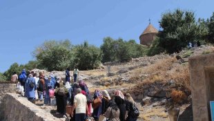 Van Büyükşehir Belediyesi 5 ayda 75 bin kadını gezdirdi