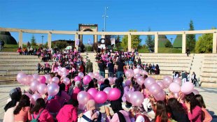 Elazığ'da 'Meme Kanseri Farkındalık' yürüyüşü