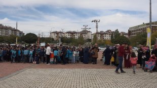 Erciş'te uçurtma şenliği