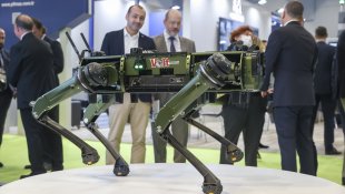 Robot köpek "Ghost Robotics Vision 60", Volt Teknoloji iş birliğiyle Türkiye'de