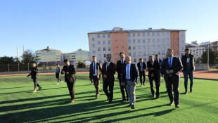 Vali Varol, Ağrı’da Yeni Semt Sahalarının Yapılması İçin Harekete Geçti