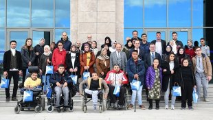 Rektör Çakmak'ın konuğu "Özel" öğrenciler