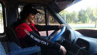 Malatyalı 'Şoför Nebahat' erkeklere taş çıkartıyor