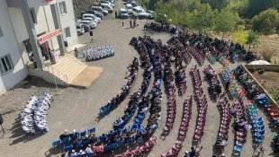 Derecik'te 33 hafız icazet aldı