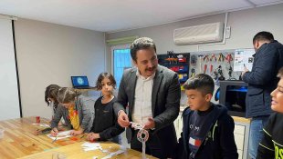 Başkan Vekili Aydoğan'dan TEGV Muradiye Öğrenim Birimine ziyaret