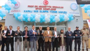 Erciş'te 'Necmettin Erbakan Erciş Spor Vadisi'nin açılışı yapıldı