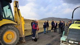 Vali Öner, yol çalışmalarını denetledi
