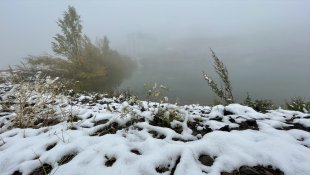 Erzurum ve Kars'ta etkili olan kar yüksek kesimleri beyaza bürüdü