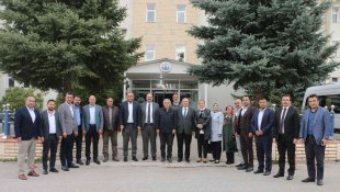 Aziziye'de yılın muhtarını Koordinatör Ali İnci belirledi