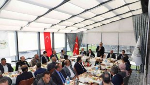 Kars'ta 19 Ekim Muhtarlar Günü kutlandı