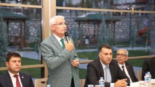 Başkan Güder, Battalgazili muhtarların gününü kutladı