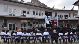 Hakkari'de 100 kişiye istihdam sağlayan tekstil atölyesinin 2. şubesi açıldı